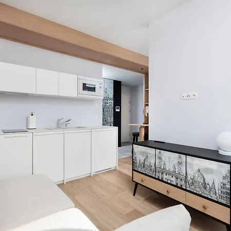 Apartment Of The Kings-riverside K22m31 Krakau